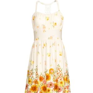 No Boundaries Junior's Sweetheart border Print Dress